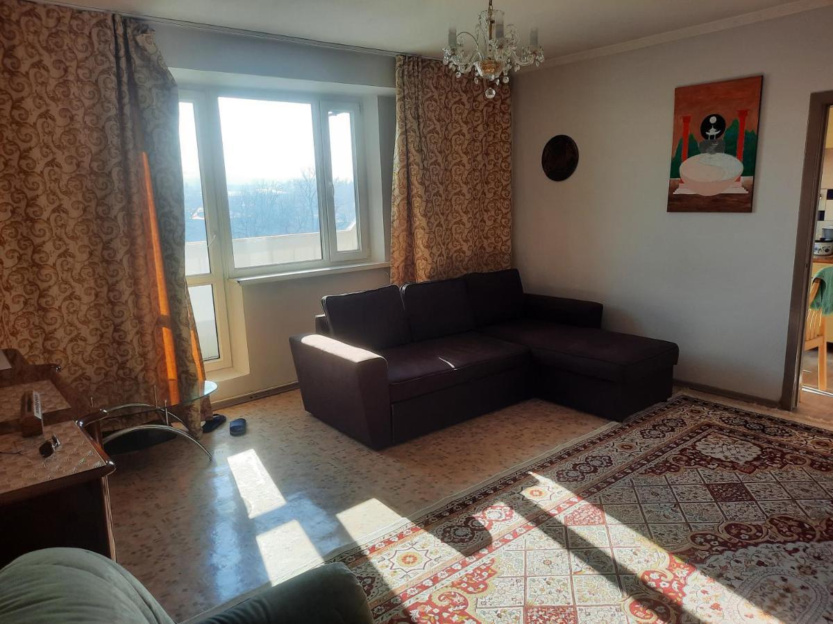 Apartment Shevchenko Panfilova Almaty Exterior photo